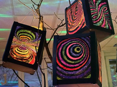 Leuchtende Laternenausstellung